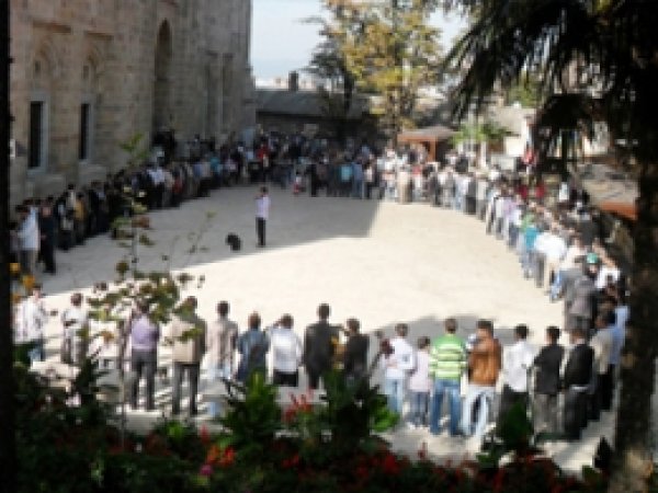 Bursa'da Bayramlaşma Coşkusu
