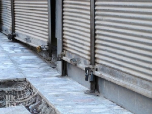 'Kepenk Kapattırmalara' Kınama