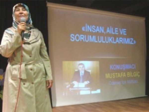 Kur'an Kursu Mezunları Konferansta Buluştu