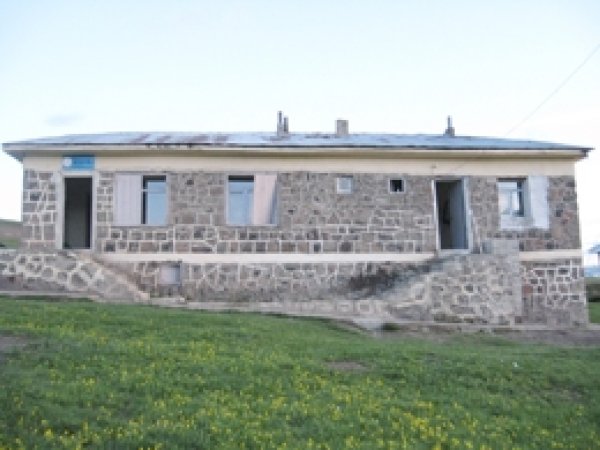 Köy Okulları Halen Öğretmensiz