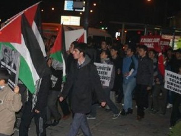 İstanbul'da İsrail Protestosu