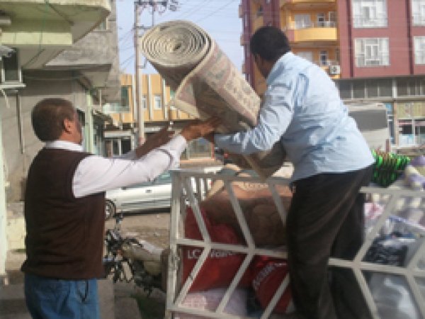 Suriyeli Mültecilere Yardım