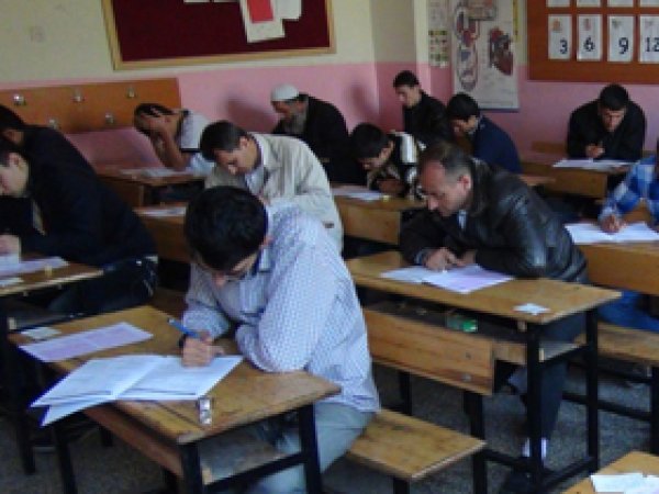 Kur'an İlimleri ve Meal Yarışması 68 Merkezde Yapıldı
