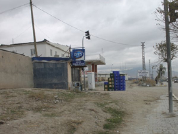 Yol Üstü Alkol Satan Yerler Tehlike Saçıyor
