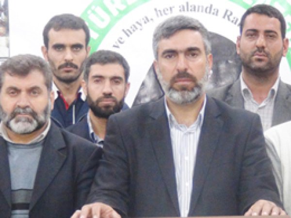 TESÇAĞ: Eğitim Sen İslam ile Savaşıyor