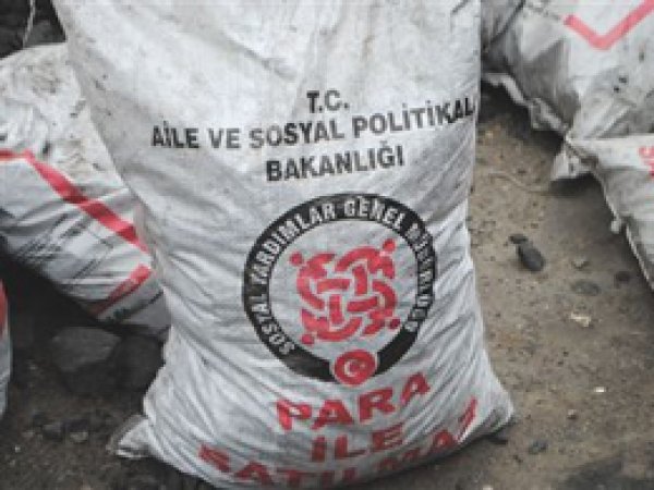 Hakkari'de 25 Bin Aile Kömür Dağıtılıyor