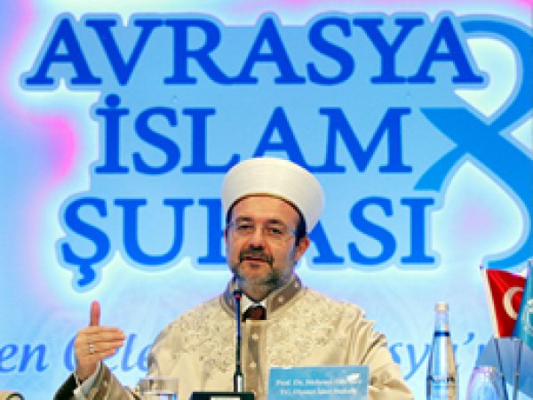 'İstanbul'da Avrasya İslam Şurası'nın Bir Merkezi Olacak'