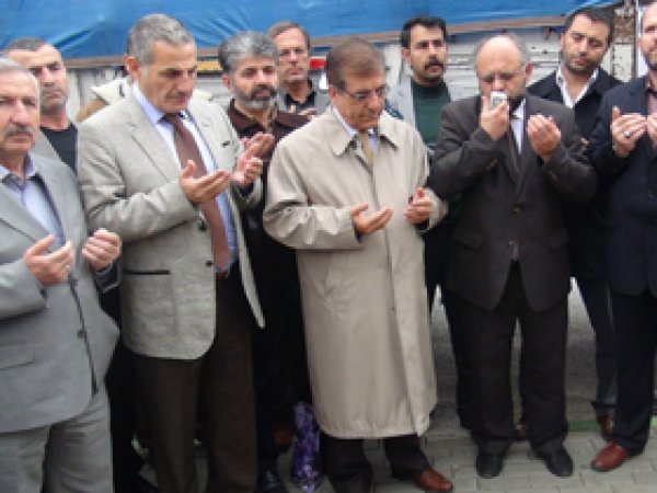 Bursa İHH'dan Suriye Mültecilerine Yardım