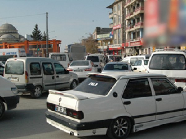 Elektrikler Kesilince Trafik Birbirine Girdi