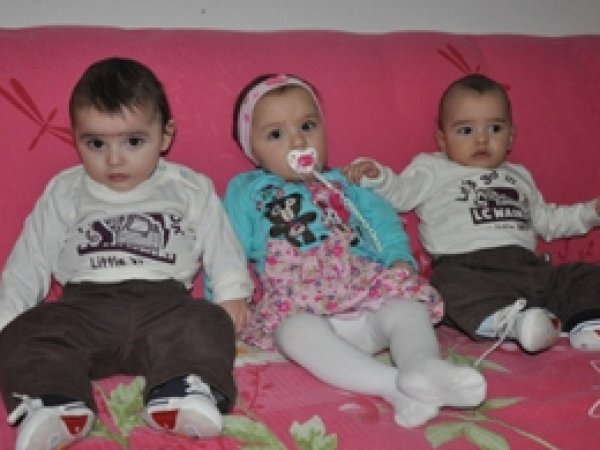 'Yaşamaz' Denilen Üçüzler 1 Yaşında