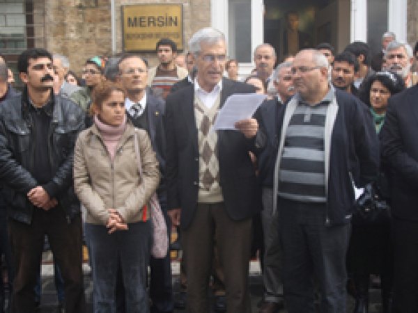 Mersin'de Patriot Füzeleri Protesto Edildi