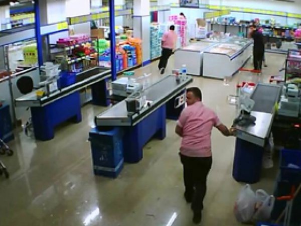 Süpermarkette Can Pazarı