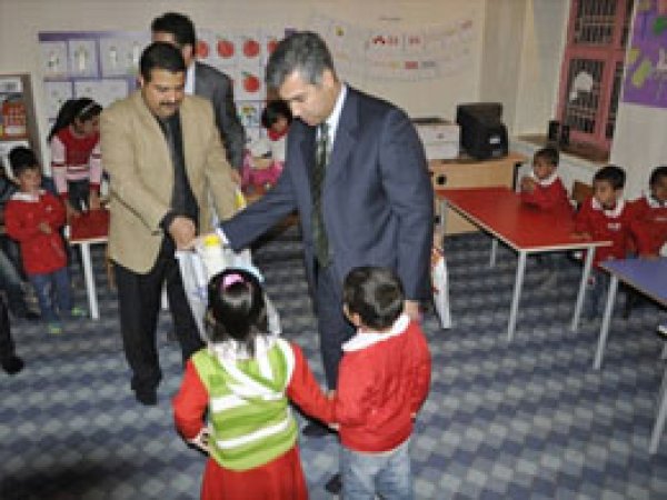 Öğrencilere Kırtasiye Yardımı Yapıldı