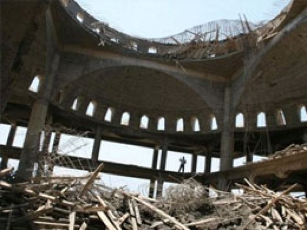 Mardin'de Cami İnşaatı Çöktü