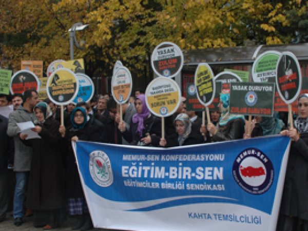 Başörtüsü Suni İdeolojik Çatışmaların Malzemesi Değildir 
