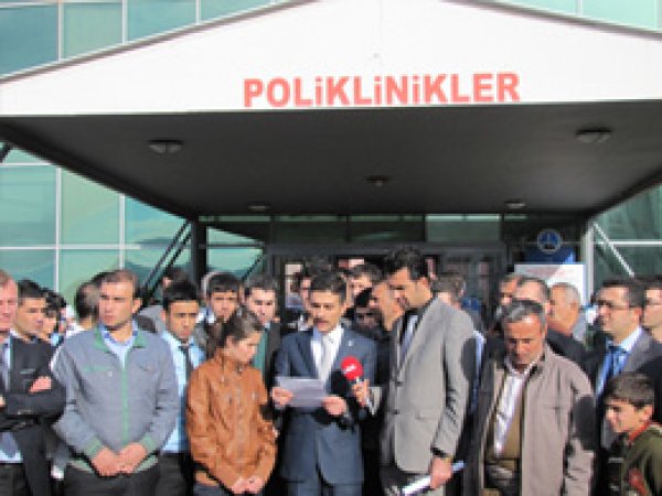 Darp Edilen Doktor İçin Basın Açıklaması