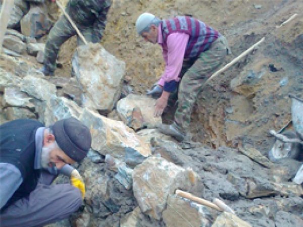 Köylerin Menfez ve Taş Duvar İşleri Tamamlandı