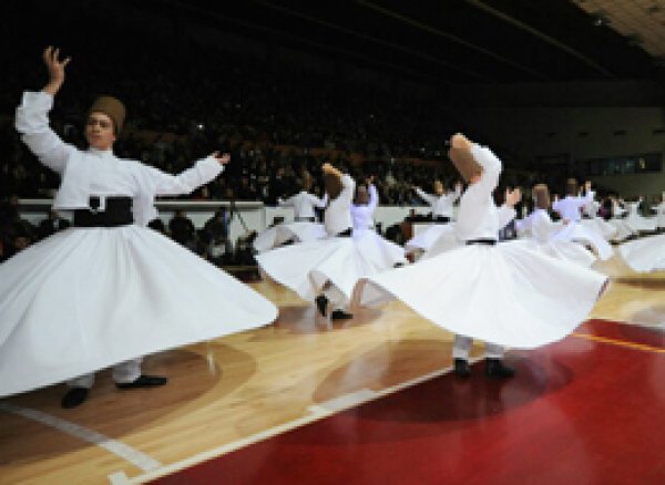 Mevlana'yı Anma Etkinlikleri Devam Ediyor