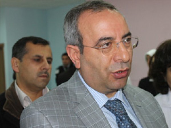 Rektör Safa Diyaliz Ünitesini Tanıttı