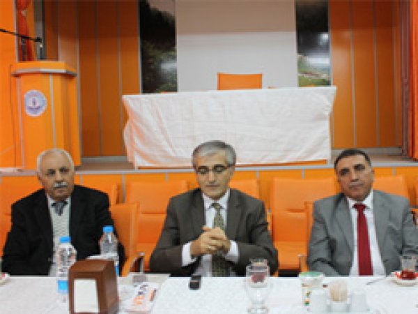 Kaymakamlıktan Eğitimcilere Moral Yemeği