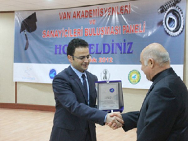 Akademisyenler ile Sanayiciler Buluştu