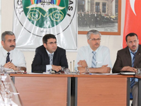 FKA Genel Sekreteri Görevinden İstifa Etti
