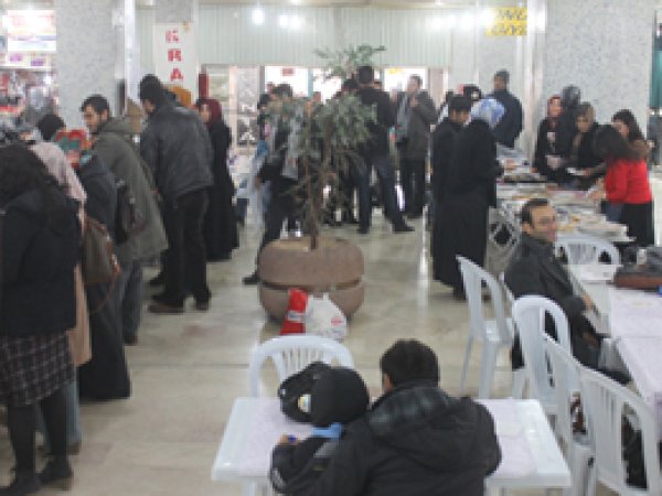 Suriyeli Mülteciler İçin Kermes