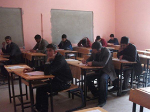 Her Aya Bir Sınav