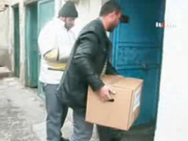 Nizip'te Muhtaç Aileler Sevindirildi