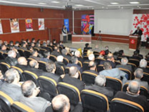'Liderlik, Denge ve İletişim' Konulu Seminer