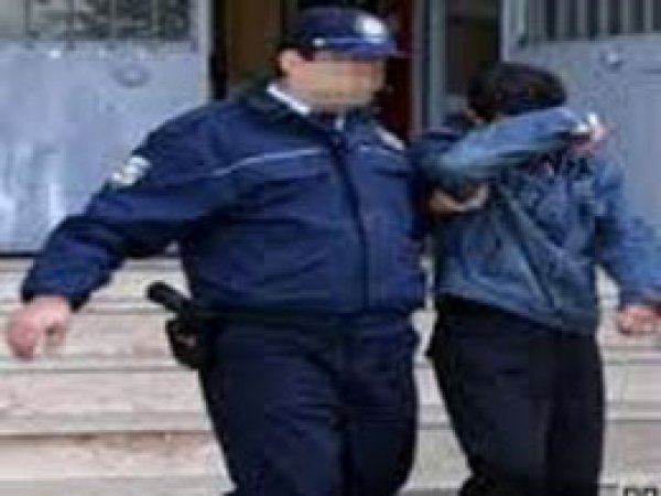 Kumçatı'da 3 Kişi Gözaltına Alındı