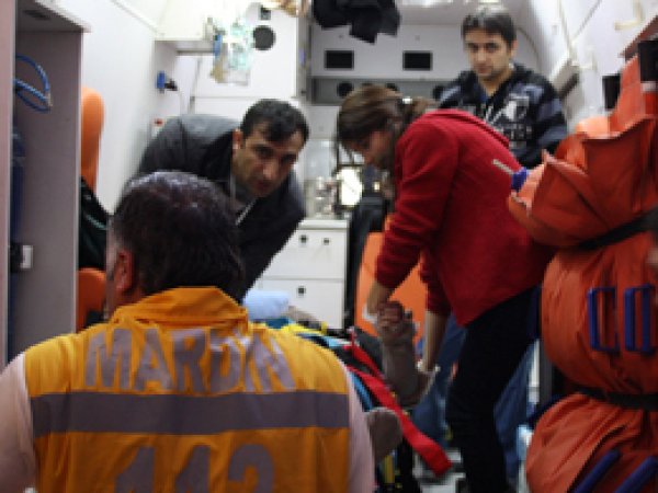 Nusaybin'de Trafik Kazası: 2 Yaralı