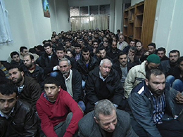 Fakir ve Zengin Arasında Yeni Bir Köprü Açıldı