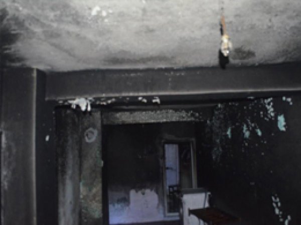 Çıkan Yangında Vatandaşın Evi Kül Oldu