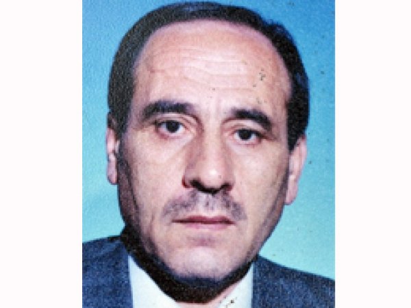 Namaz Kılarken Vefat Etti