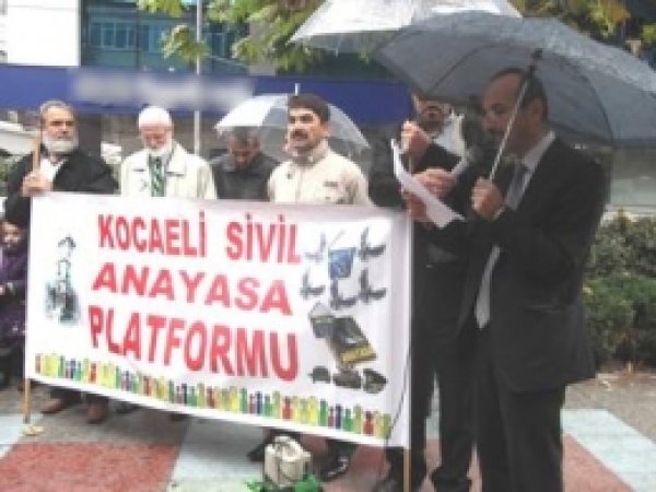 Anayasa Referandumu Yerel Seçimlerle Beraber Yapılmalı