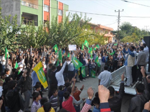 HÜDA PAR: Kürdistan'da Fitne İstemiyoruz