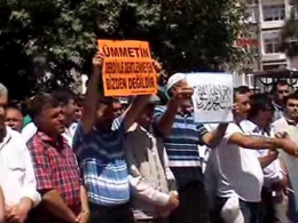 Kayseri'de Mısır Direnişine Destek Yürüyüşü