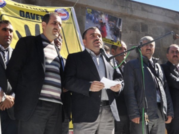 'Tüm Dünya Darbecilere Sessiz Kaldı' 