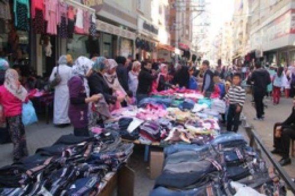 BDP, Diyarbakır Esnafının Hayallerini Yıkıyor