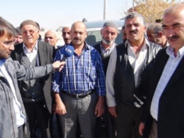 Mahalleli Sağlık Ocağı İçin Toplandı