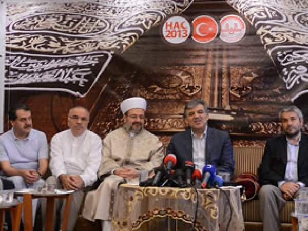 Gül: Hac Çok Büyük Bir Muhasebe Meydanı