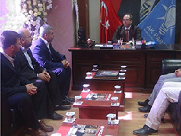 Hüda Par Siyasi Partilerle Bayramlaştı
