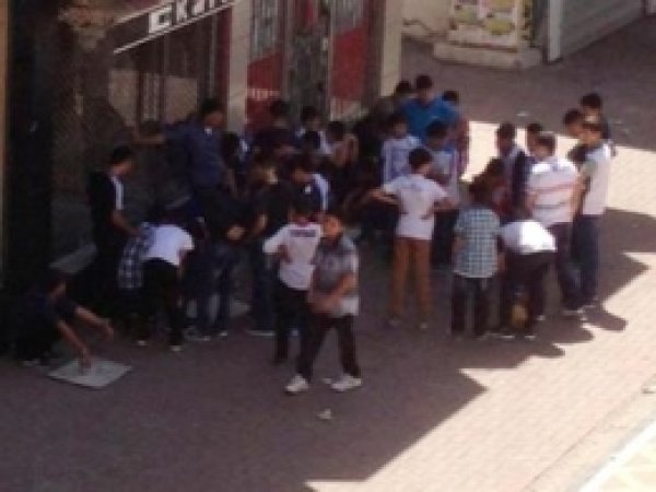 Kumarcılar Yine İşbaşında