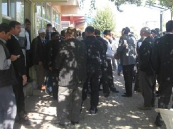 HÜDA PAR Palu Ilçe Teşkilatı Halkla Bayramlaştı