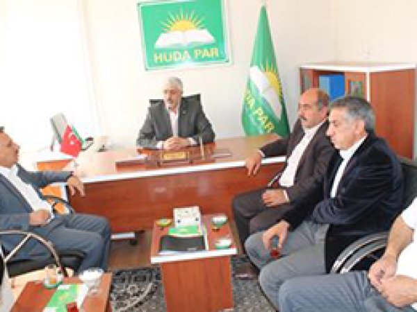 Ak Parti'den Hüda Par'a Bayram Ziyareti