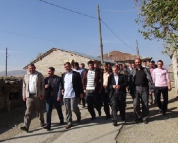 Hüda Par Köyleri ve Tutuklu Ailelerini Ziyaret Etti