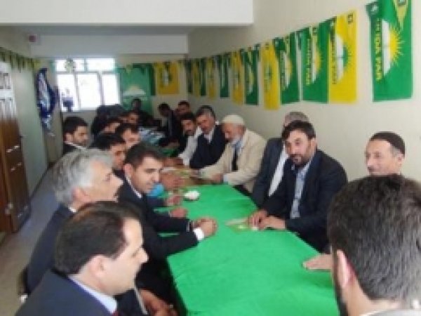 Ak Parti ve BDP'den Hüda Par Solhan Teşkilatına Ziyaret
