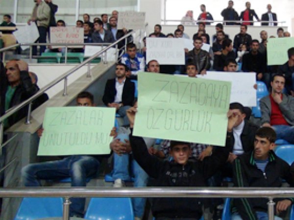 Bingöl'de Zaza Dili Şenliği Yapıldı