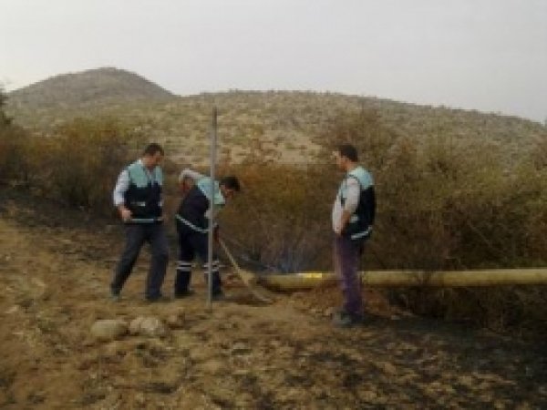 Yakılan Anız Köyleri Elektriksiz Bıraktı